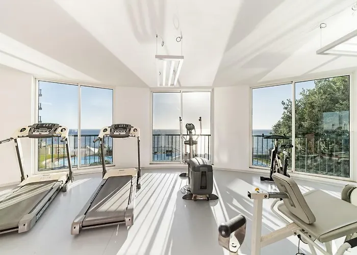 Formosa Infinity Pool Φουνκάλ