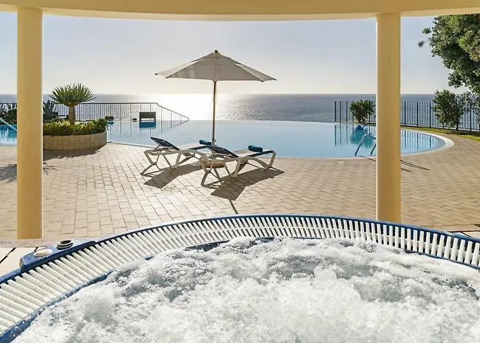 Formosa Infinity Pool * Φουνκάλ